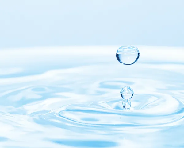 衛生的な水のイメージ